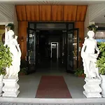 Hotel Altinate 3*